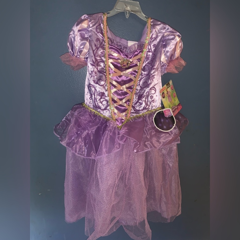 Disneys Princess Rapunzel light up costume